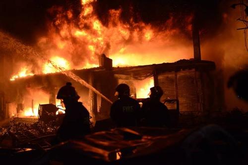 2025新澳门正版免费挂牌灯牌和车间爆炸目击者发声与车间爆炸目击者发声视频